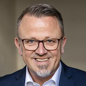 Dr. Ulrich Brobeil